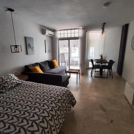Bonito Estudio Mijas Urb.primera Linea De Playa Apartment